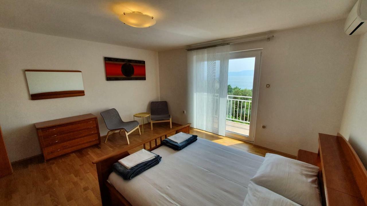 Apartment Bella Mare Novi Vinodolski Exterior photo